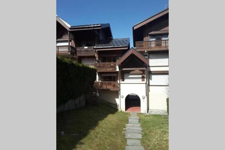 Gîte pour 6 personnes, avec jardin et vue, animaux acceptés dans Office De Tourisme Des Houches - 3