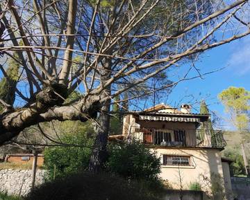 Gîte pour 3 personnes, avec vue et jardin, animaux acceptés à Saint-Hippolyte-du-Fort