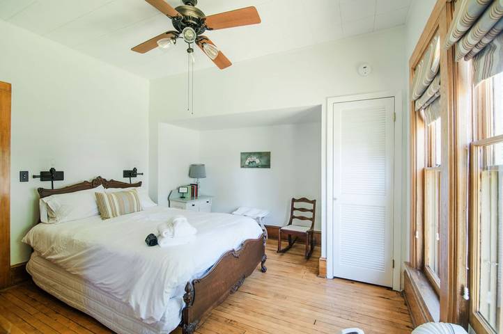 Ferienwohnung für 2 Personen, mit Balkon und Garten, kinderfreundlich - 1