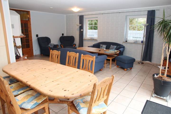 Ferienhaus für 8 Personen, mit Garten und Sauna in Norden - 4