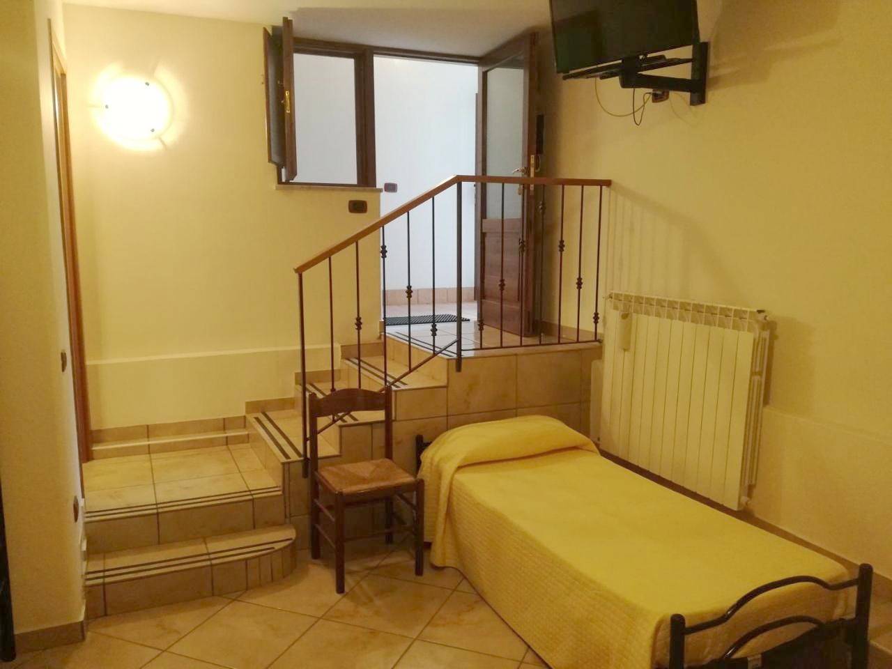 Triple Room with Private Bathroom in Tramonti, Monti Lattari