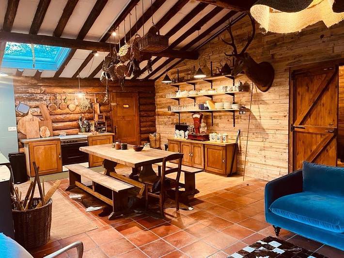 Chalet pour 10 personnes, avec vue et terrasse, animaux acceptés à Spa