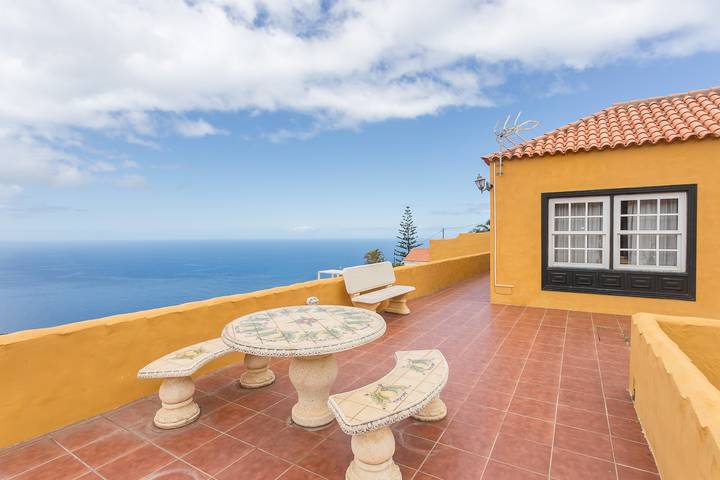 Villa für 2 Personen, mit Terrasse und Ausblick sowie Meerblick auf La Palma