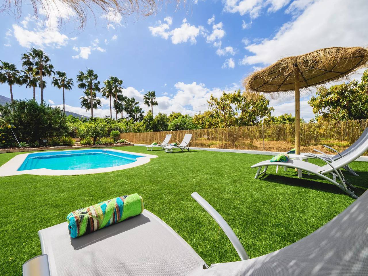 6 personas in Alhaurín el Grande, Provincia de Málaga