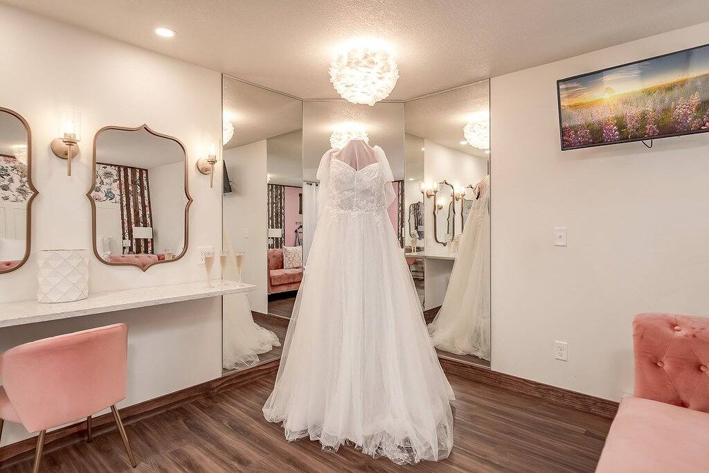 Ganze Wohnung, Bridal Party | Glam Room | Rooftop Patio & Arcade in Pierce County (WI)