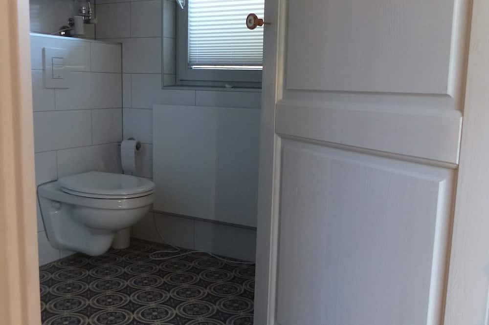 Die feine laube-ein ganzes Ferienhaus mit Garten zwischen Wald und See in Treptow - Köpenick, Müggelsee