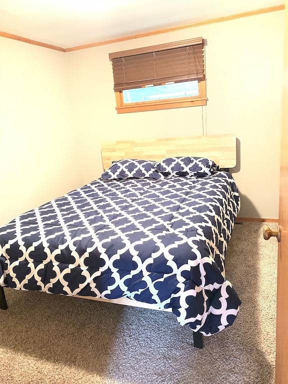 Houghton Hideaway mit Zugang zum See und Aussicht in Prudenville, Roscommon County