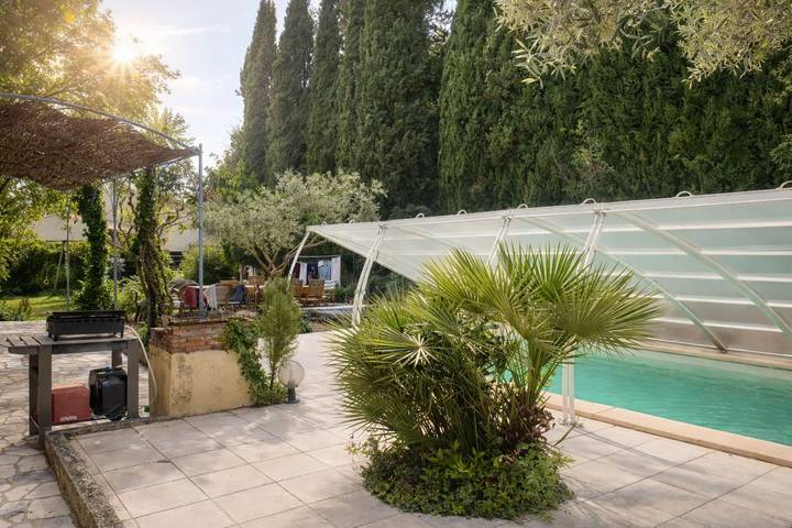 Ferienhaus für 8 Personen mit Garten in L'Isle-sur-la-Sorgue, Vaucluse
