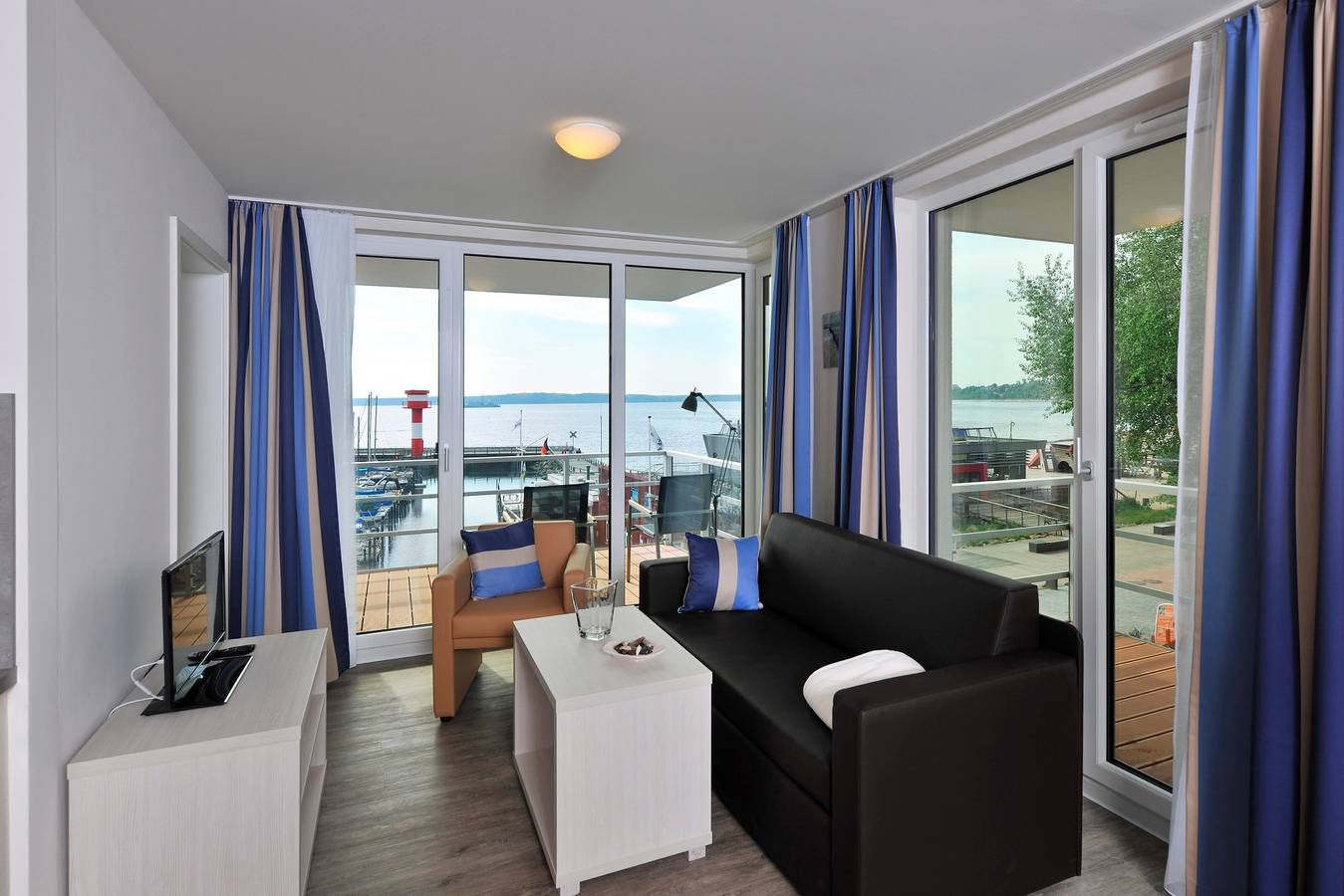 Ganze Ferienwohnung, Apartment 14 "Strandläufer", Blickrichtung Offenes Meer/Strand in Eckernförde, Rendsburg-Eckernförde