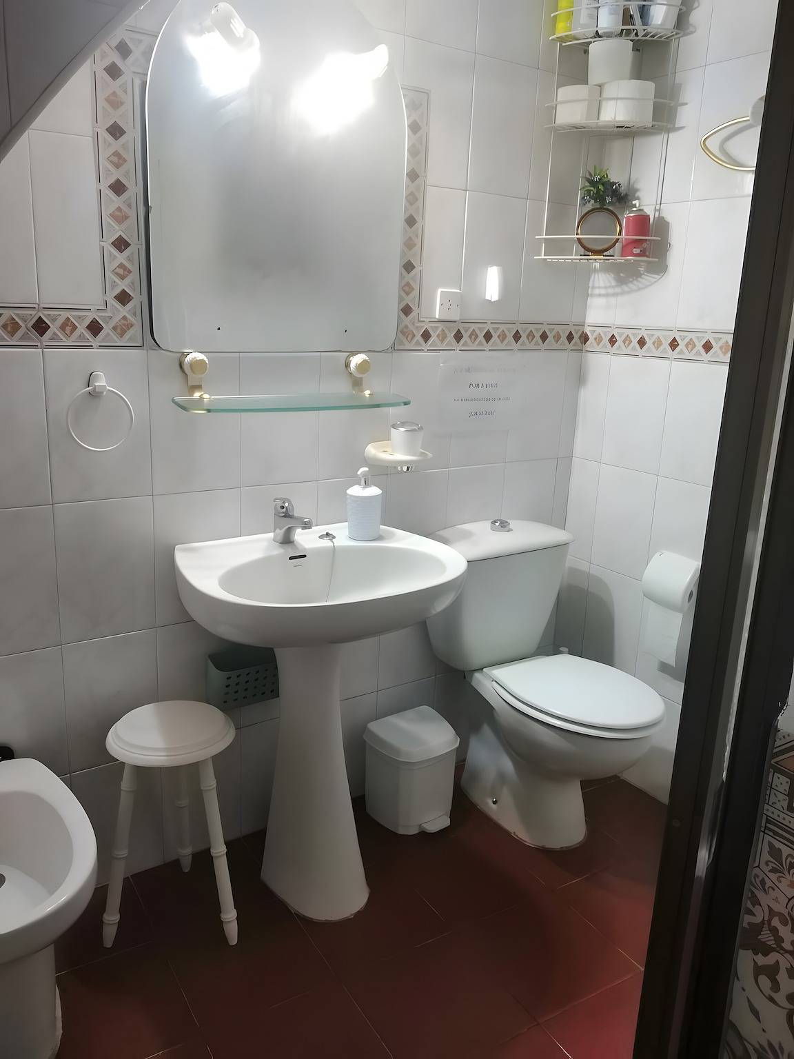 Casa Loren con vistas a la montaña, Wi-Fi y terraza in Encinasola, Sierra de Aracena y Picos de Aroche