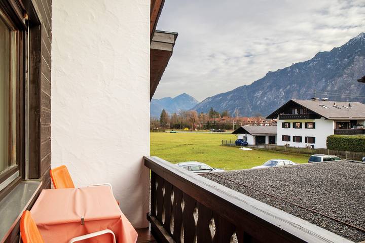 Ferienwohnung für 2 Personen, mit Balkon in der Zugspitzregion - 3