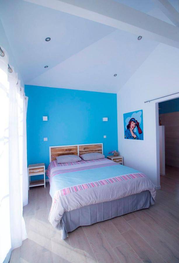 Chambre d’hôte pour 2 personnes, avec piscine et jardin ainsi que vue et terrasse à Joyeuse - 2