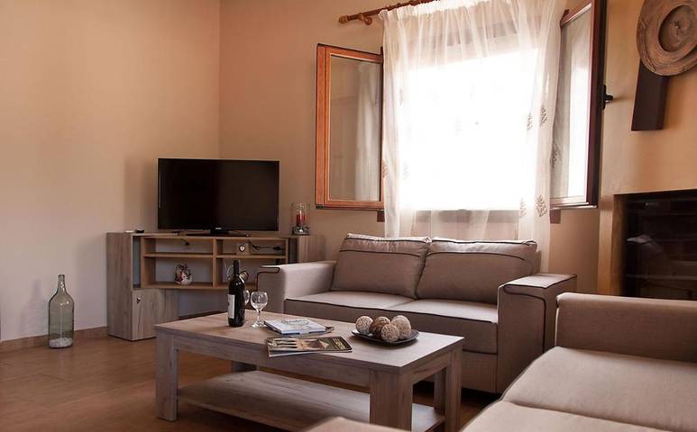 Location de vacances pour 4 personnes, avec balcon dans Liapádes