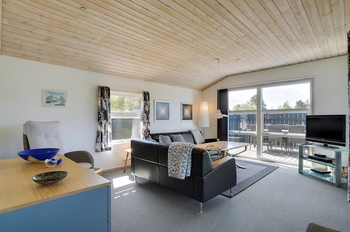 Beautiful home in Fjerritslev w/ 3 Bedrooms in Thorup Strand, Jammerbugt