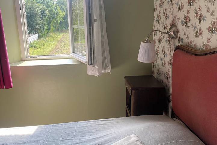 Gîte pour 4 personnes, avec terrasse dans Aure sur Mer - 2