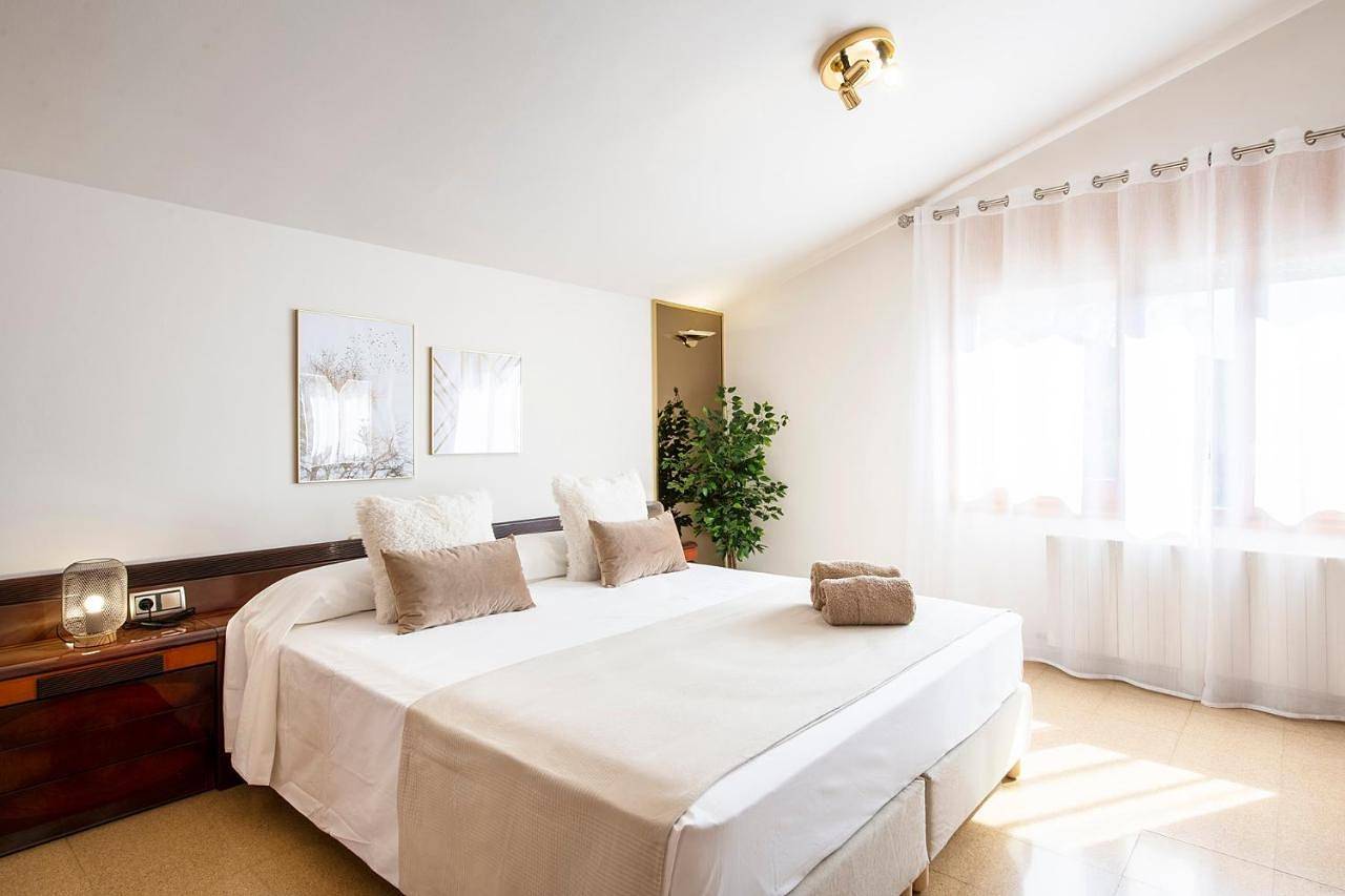 Four-Bedroom House in Banyoles, Pla de l'Estany