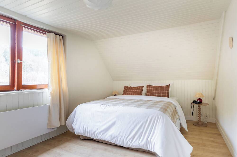 Harmony Homes | Saint-Amarin - Indoor Pool, Sauna & Spa in Saint-Amarin, Regionaler Naturpark Belchen der Vogesen