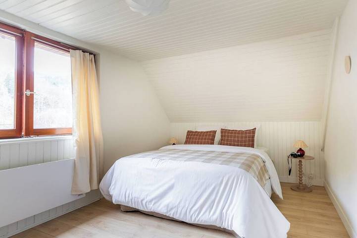 Gîte pour 15 personnes, avec sauna et balcon ainsi que jardin et jacuzzi, animaux acceptés à Saint-Amarin - 3