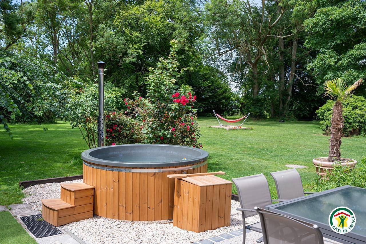 Gîtes de France® - Le Gîte du grand cèdre in Saint-Martin-le-Gaillard, Région de Dieppe