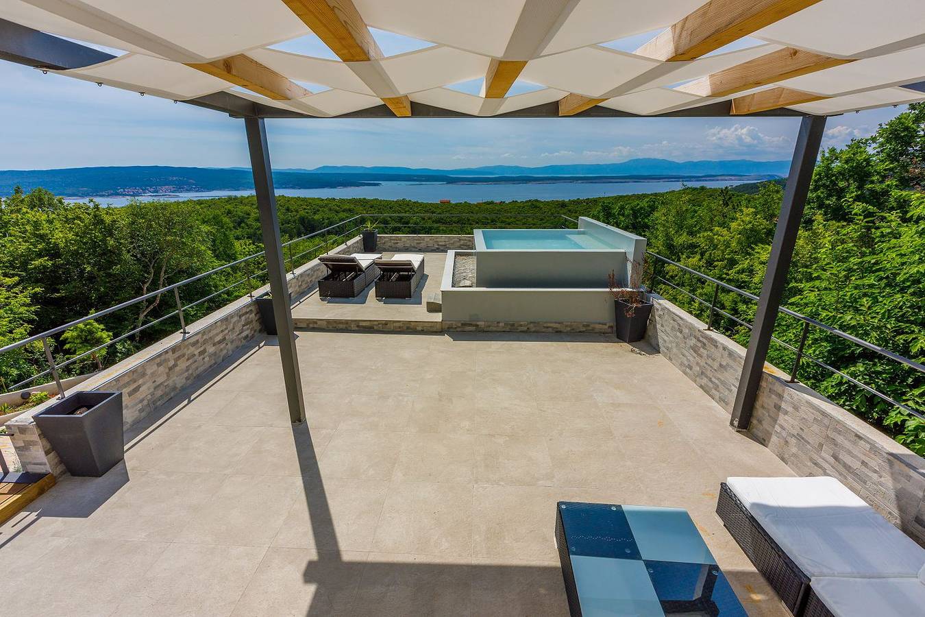 Privathaus mit Pool und traumhaften Ausblick in Crikvenica, Primorje-Gorski Kotar