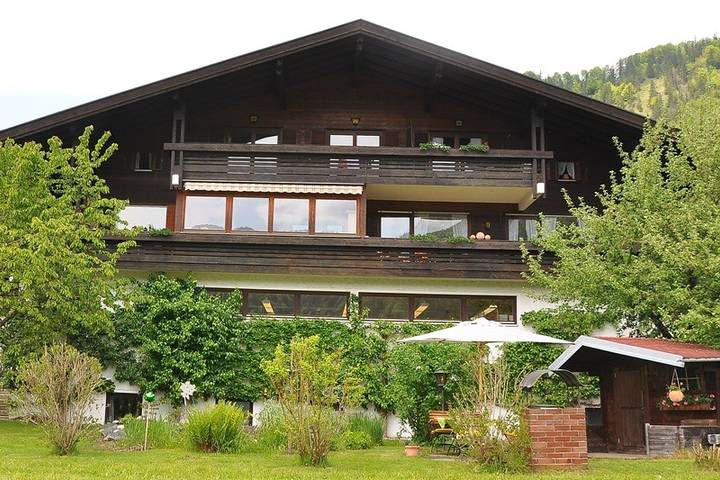 Apartamento vacacional entero, Apartamento de vacaciones para 3 personas con terraza in Reit im Winkl, Alpes Bávaros