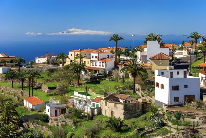 Casa de vacaciones 'La Bodega' con vistas a la montaña, terraza privada y Wi-Fi in El Guanche, Alajeró (municipio)
