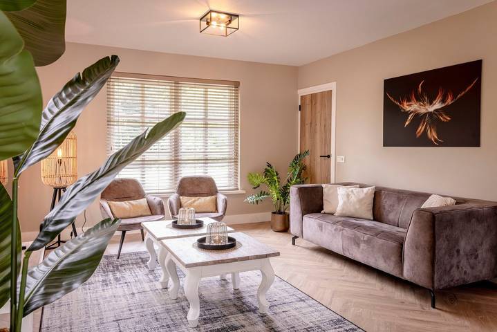 Ganze Ferienwohnung, Familiehuizen - Luxe Boerderij in Losser, Twente