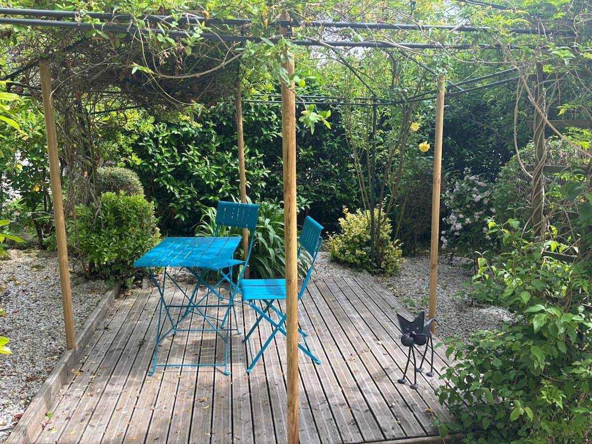 Appartement entier, One-Bedroom Apartment in Villefranche-de-Lauragais, Canal du Midi