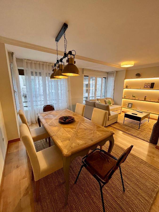 Appartement de vacances pour 8 personnes, avec vue et balcon, animaux acceptés - 1