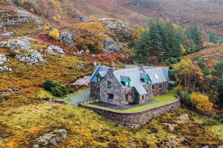 Gîte pour 5 personnes, avec jardin dans Shieldaig