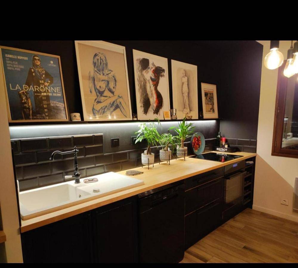 Appartement entier, Logement cosy Sous Les Toits in Charmes-sur-Rhône, Privas (arrondissement)