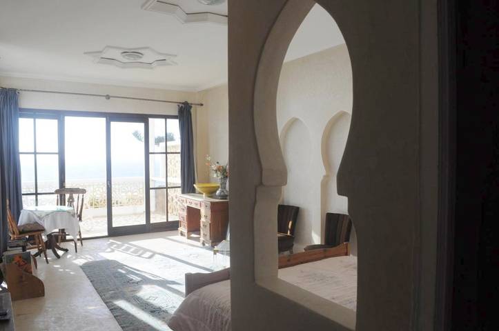 Location de vacances pour 3 personnes, avec vue ainsi que piscine et jardin à Moulay Bousselham - 3