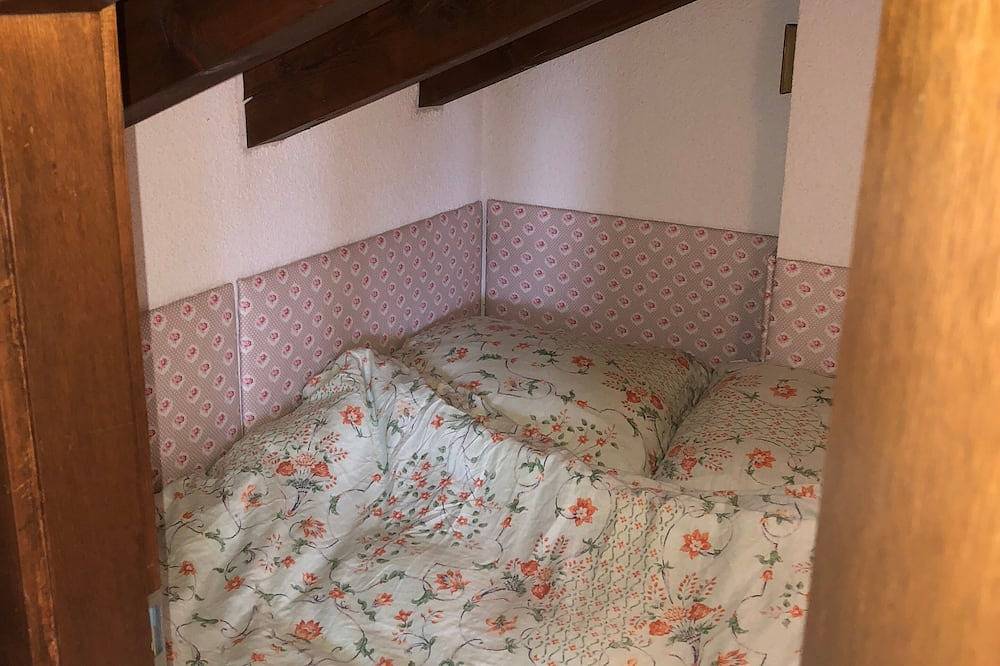 Geheel appartement, Rustige, centraal gelegen studio op de bovenste verdieping met een fantastisch uitzicht in Randogne, Sion - Sierre & omgeving