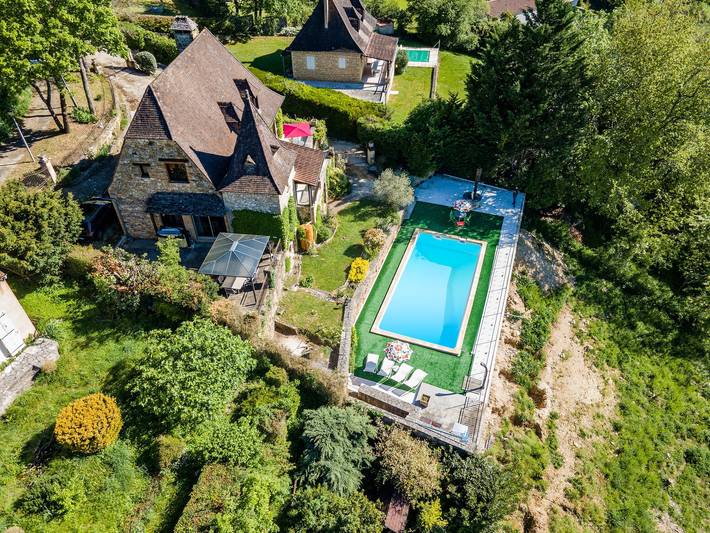 Casa vacanze "Le Pigeonnier de Sinzelle" con piscina privata, terrazze e Wi-Fi in Saint-Cyprien Aquitania, Périgord Noir