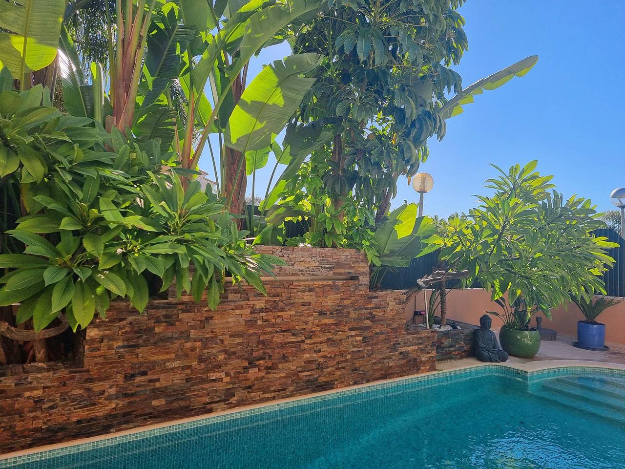 Algarve Stunning Villa With Pool in Santa Bárbara de Nexe, Faro