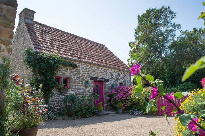 Gîte pour 4 personnes, avec terrasse et jardin