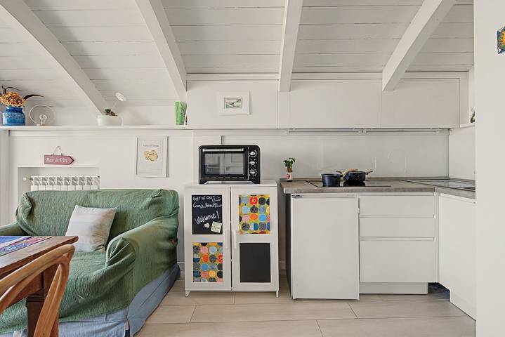 Apartamento entero, Apartamento 'Cozy Nest Milano' con terraza privada, Wi-Fi y aire acondicionado in Milán, Provincia de Milan