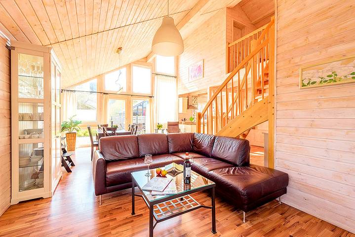 Ferienhaus für 6 Personen, mit Terrasse und Sauna in Breege - 4