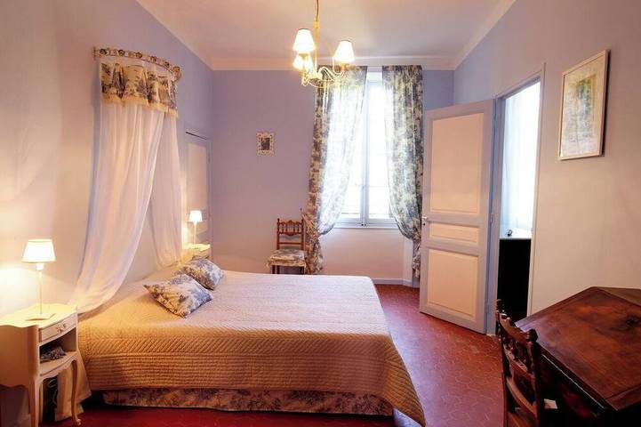 Château pour 12 personnes, avec jardin en Provence-Alpes-Côte d'Azur - 2