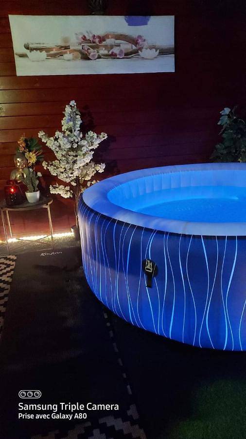 Bateau pour 2 personnes, avec terrasse et vue, animaux acceptés dans Hauts-de-France - 3