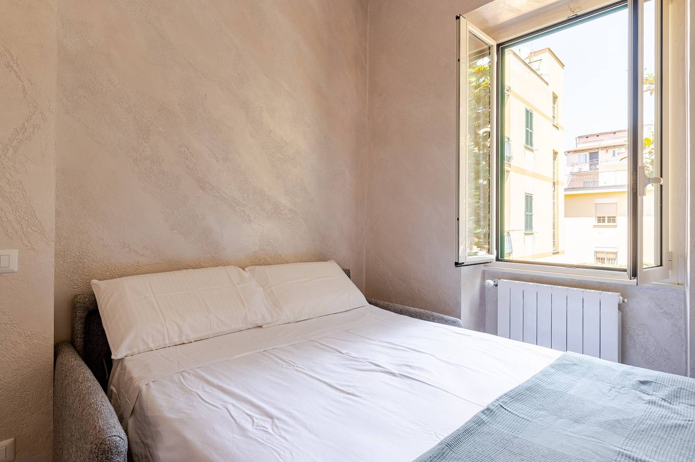 Appartamento intero, Appartamento 'Amars House' con balcone, Wi-Fi e aria condizionata in Roma, Provincia di Roma