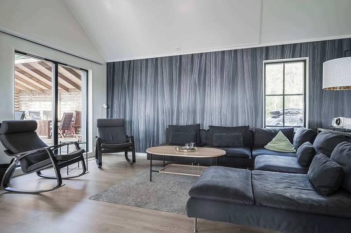 The Nabbe – Seefront Sauna, Jacuzzi & Motorboot in Gällstads distrikt, Västergötland