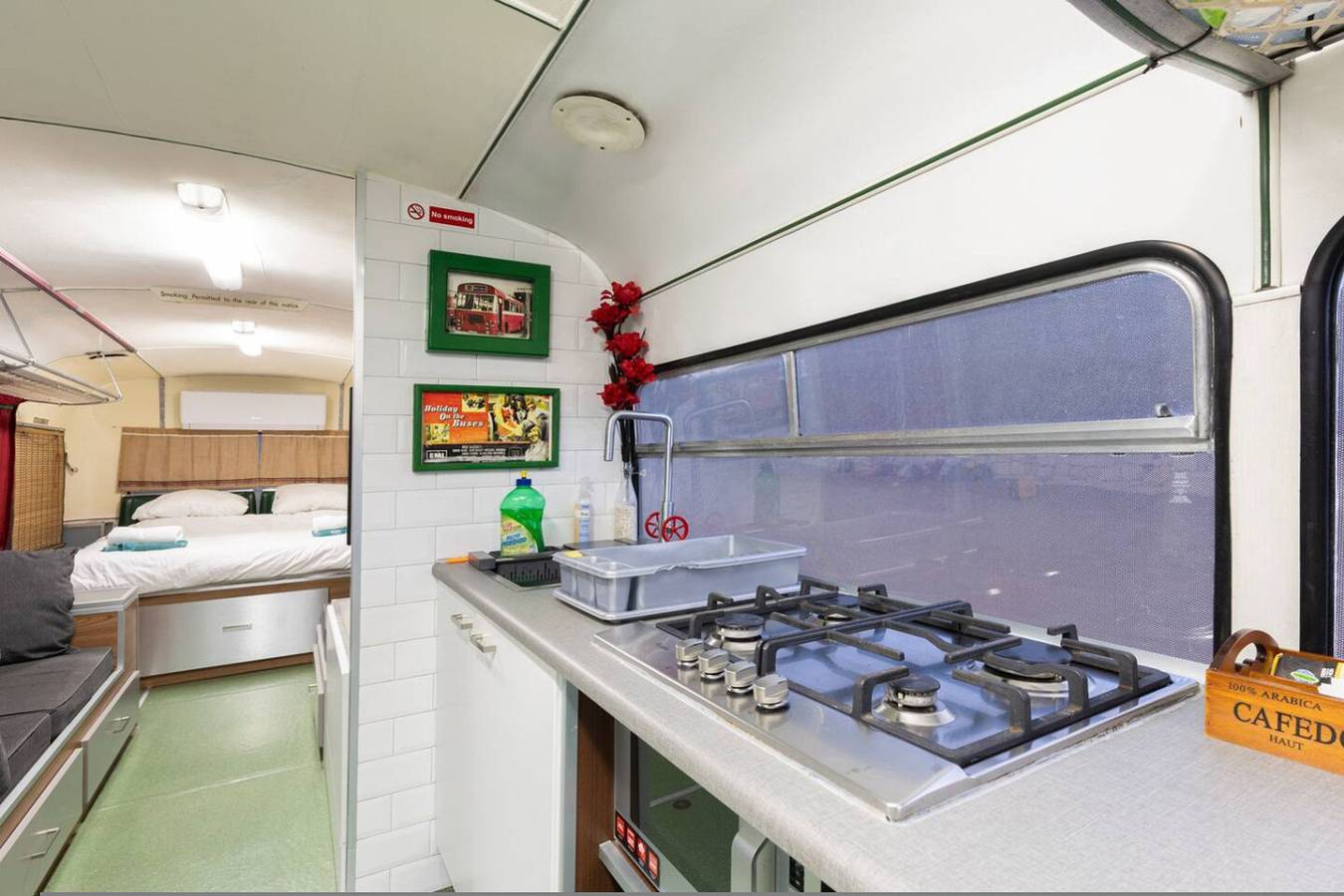 Apartamento entero, A one of a kind bus stay with gorgeous views in Xaghra, Gozo