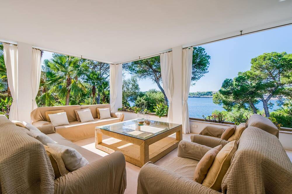 Schönes Haus in Portopetro mit privatem Swimmingpool, der drinnen oder draußen. in Portopetro, Santanyí