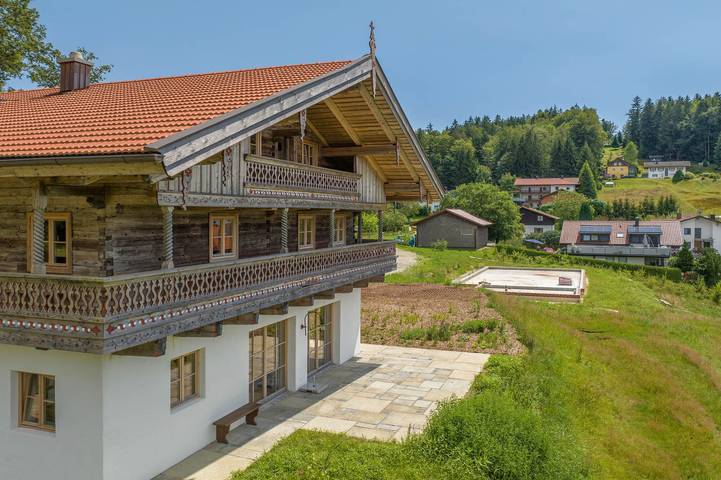 Holiday Home 'Englburger Hof' with Private Terrace, Private Garden and Wi-Fi in Tittling, Eastern Bavaria