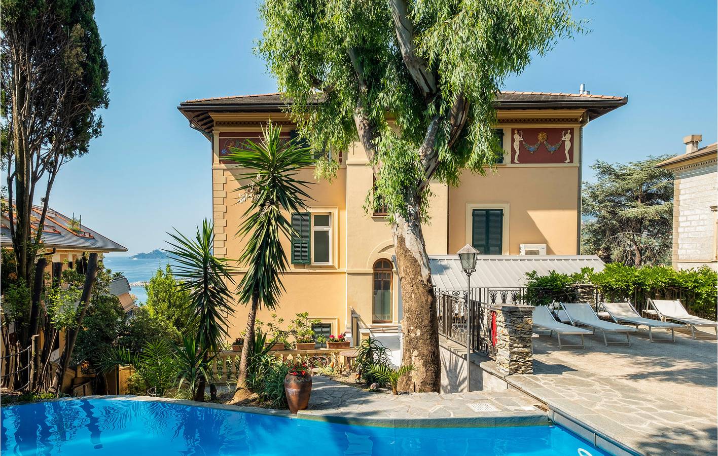 Apartamento vacacional entero, Prelo Apartamento junto a la piscina con terraza in Rapallo (Ciudad), Rapallo