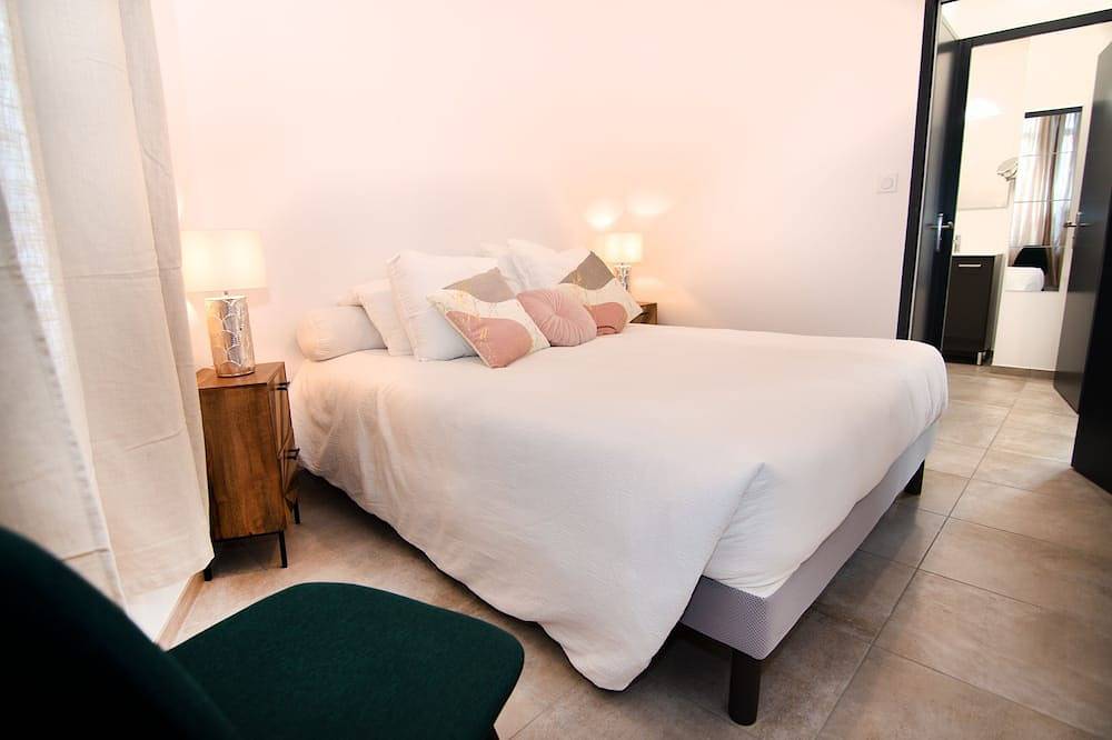 Appartement entier, Apt Entier - Résidence Pompidou - Garden - Clim in Libourne, Région de Libourne