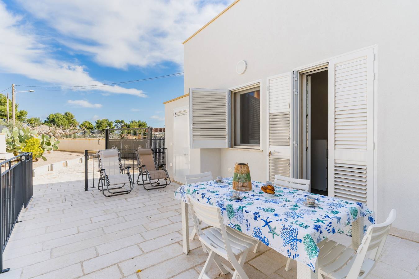 Maison de vacances « Villino Lillo » avec terrasse partagée, Wi-Fi et climatisation in Nardò, Nardò (commune)