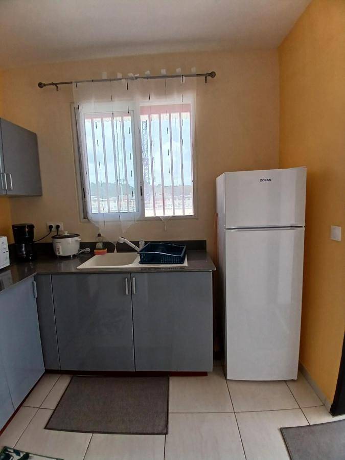 Gîte pour 2 personnes, avec terrasse ainsi que vue et jardin à Saint-Laurent-du-Maroni - 2