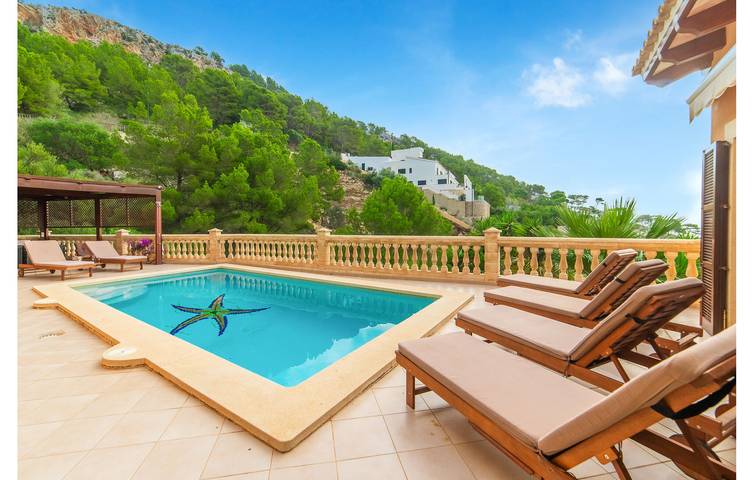 Ferienhaus für 8 Personen, mit Terrasse und Pool in Canyamel - 4